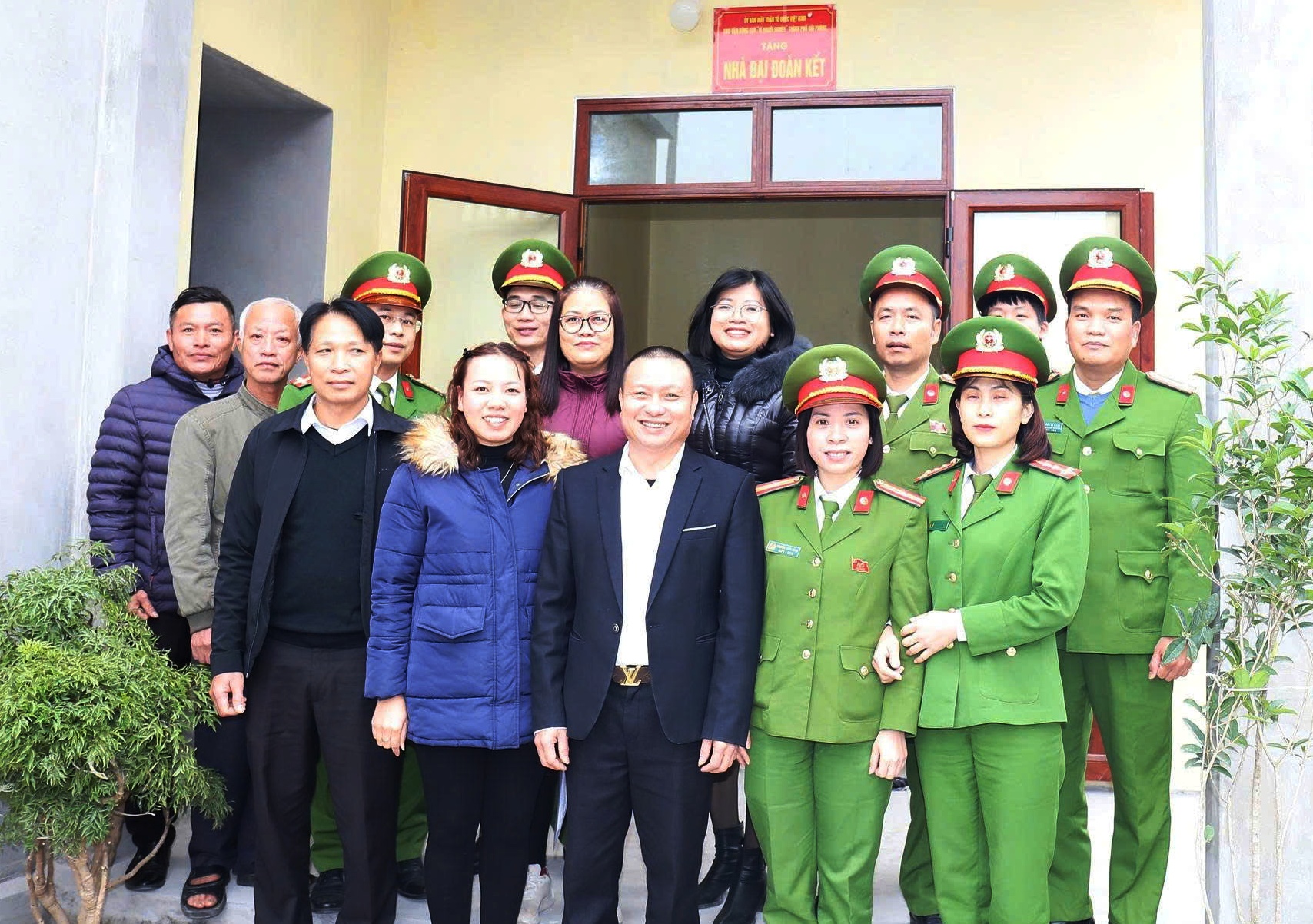 Công an phường Bạch Đằng: Phối hợp các đơn vị xây dựng Ngôi nhà “Đại đoàn kết” với phong trào thi đua 